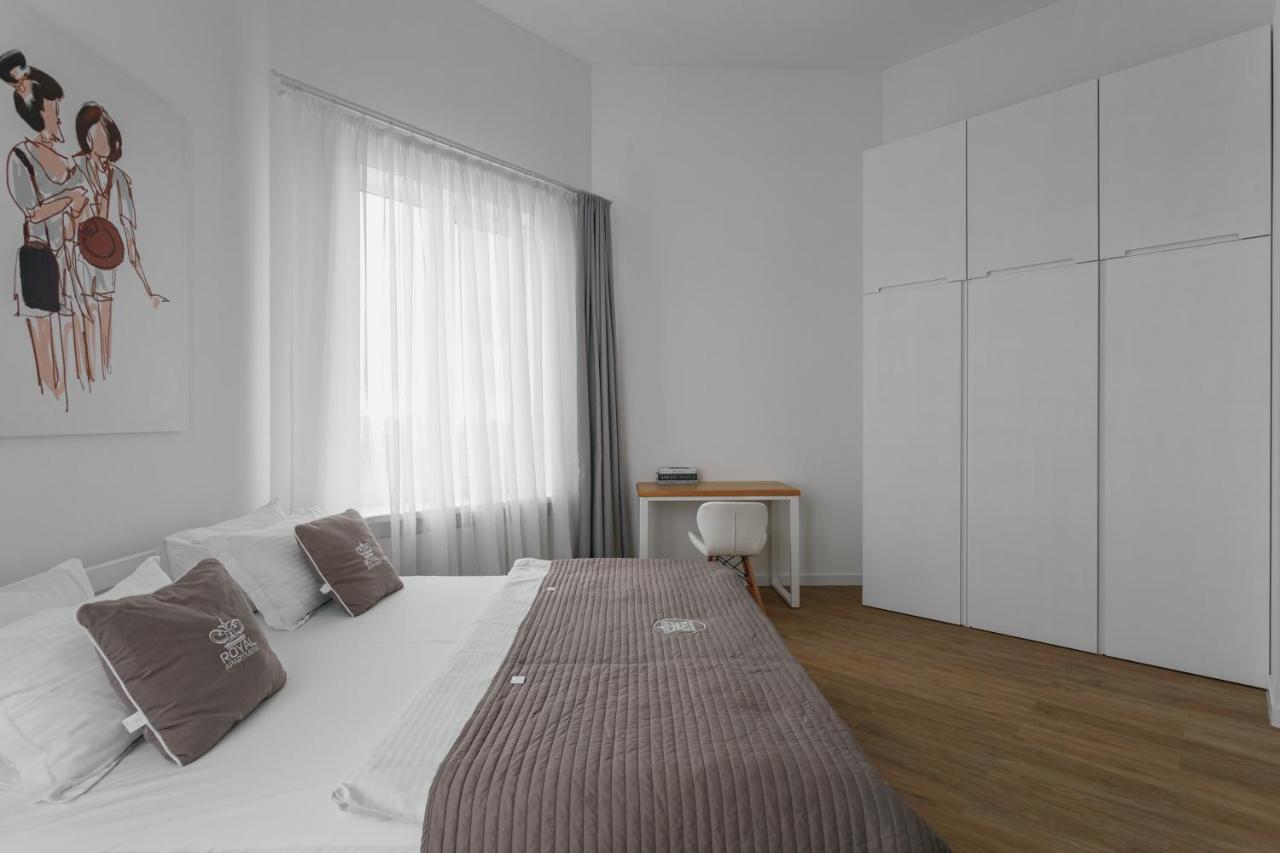 Royal Sky Apartments Odessa Buitenkant foto