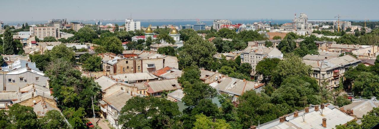Royal Sky Apartments Odessa Buitenkant foto